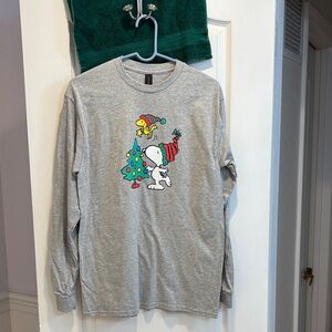 Gildan Gray Snoopy Christmas Long Sleeve Tee